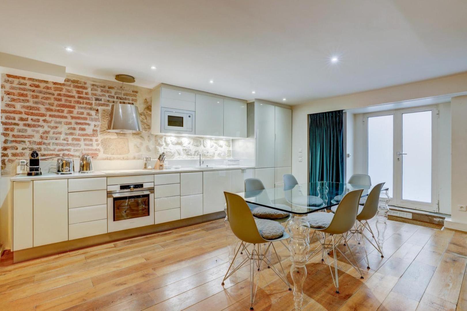 Jardin Prive - Gorgeous 3 Bed House In Le Marais *