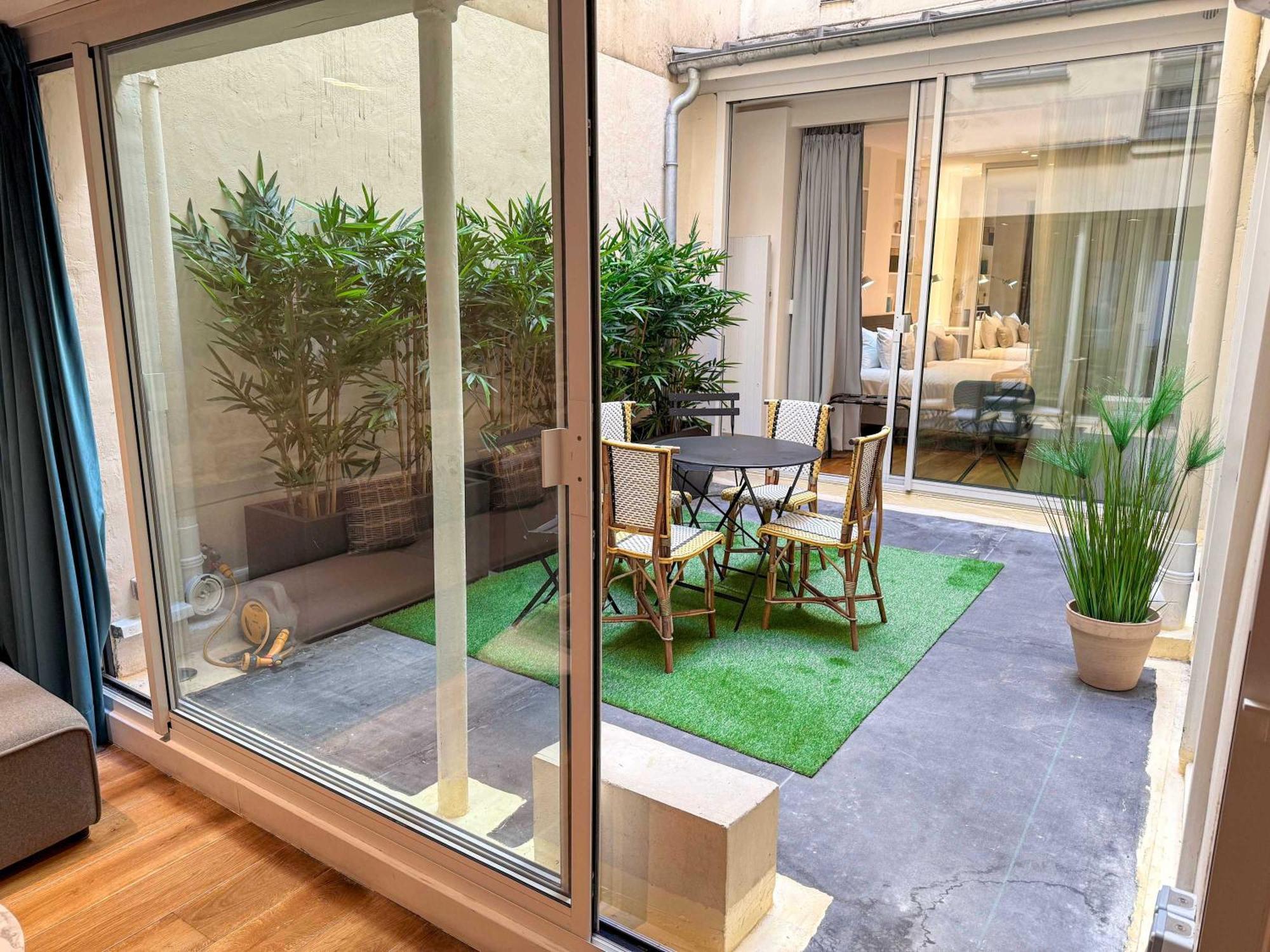 Appartement Jardin Prive - Gorgeous 3 Bed House In Le Marais Parijs